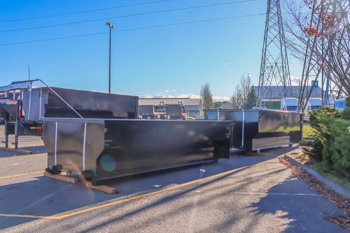 Professional dumpster rental and junk removal service in Waikapu